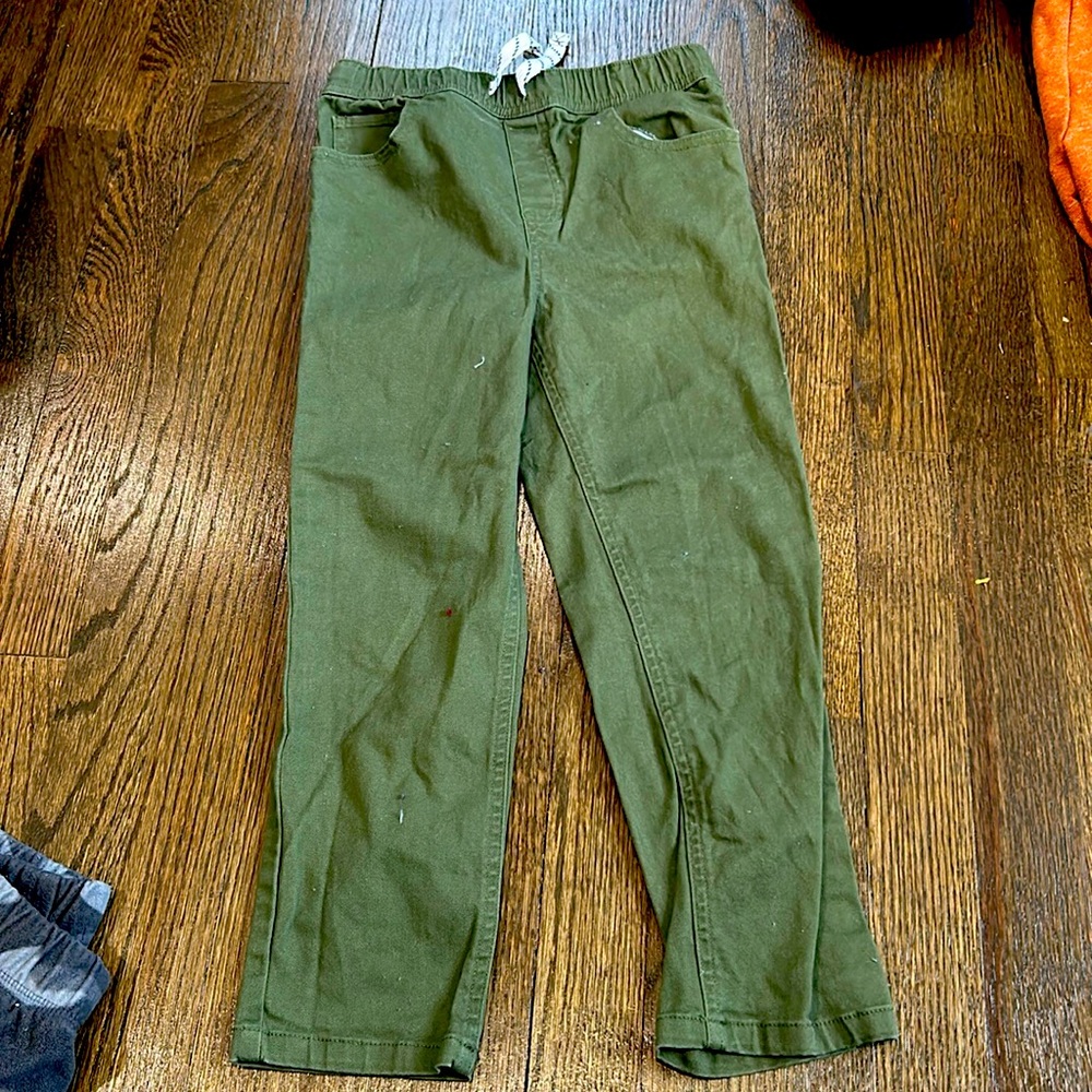 Green khakis new